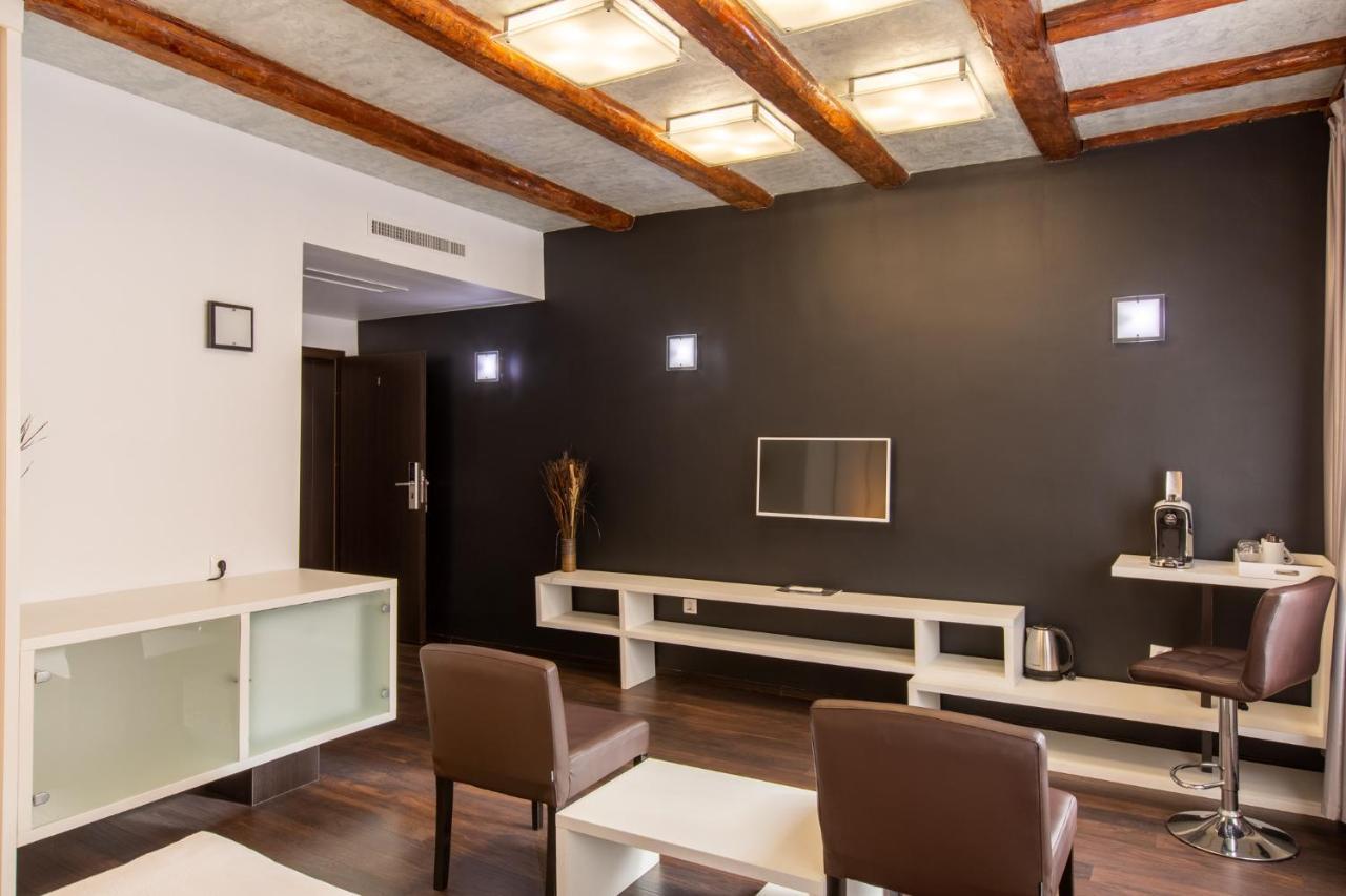 Vendi Grand Square Residence Сибиу Экстерьер фото